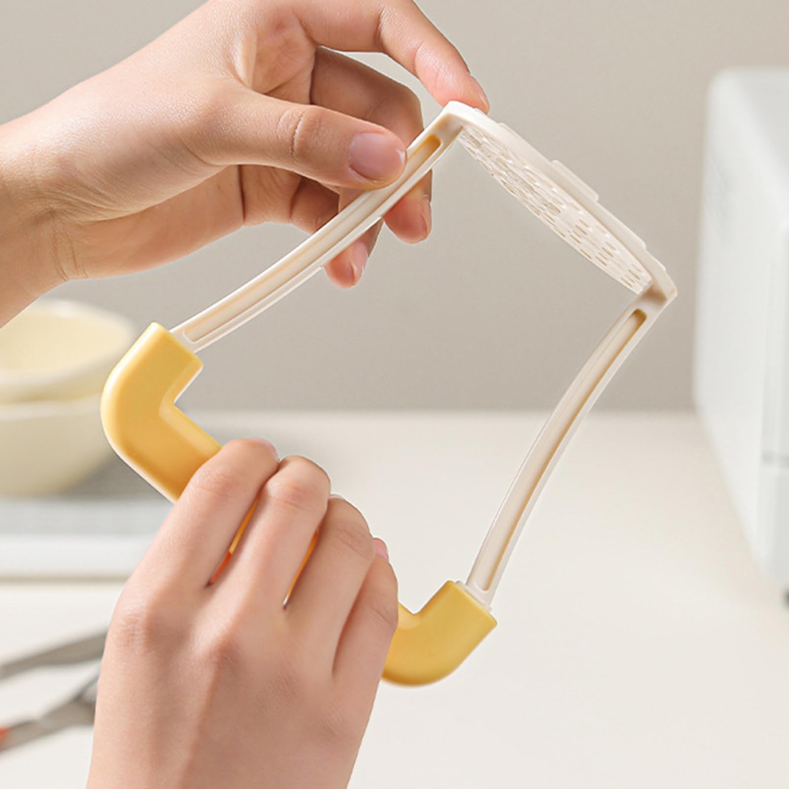 Presse-purée manuelle | Outil de cuisine pour écraser – Poignée antidérapante de 13 cm – Prise confortable sans rayures pour cuisiner l'avocat et les légumes