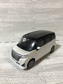 トヨタ ROOMY ミニカー 2台セット　パールホワイト Amazon | 1/30 トヨタ 新型ルーミー ROOMY 後期 カラーサンプル