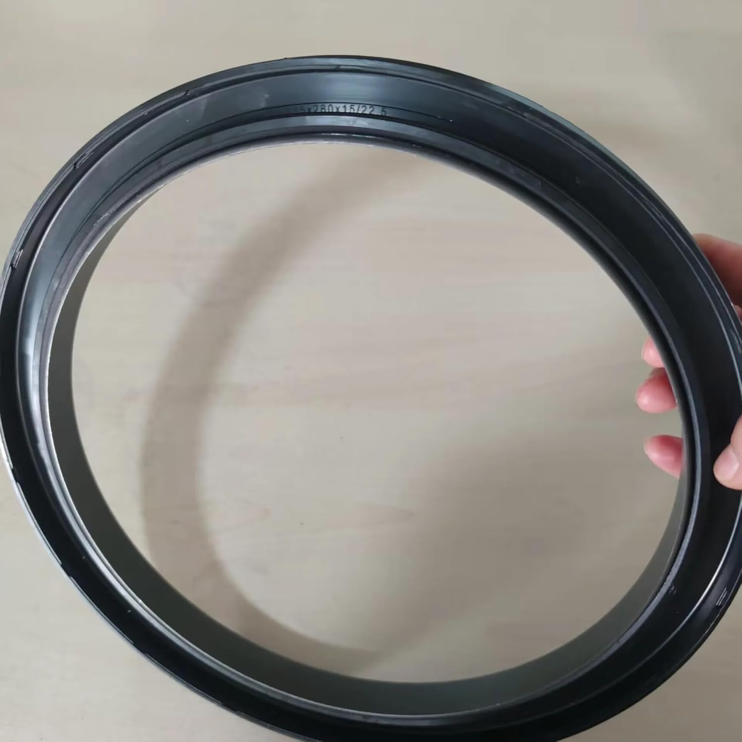 Oil Seal 235 * 280 * 15/22.5mm