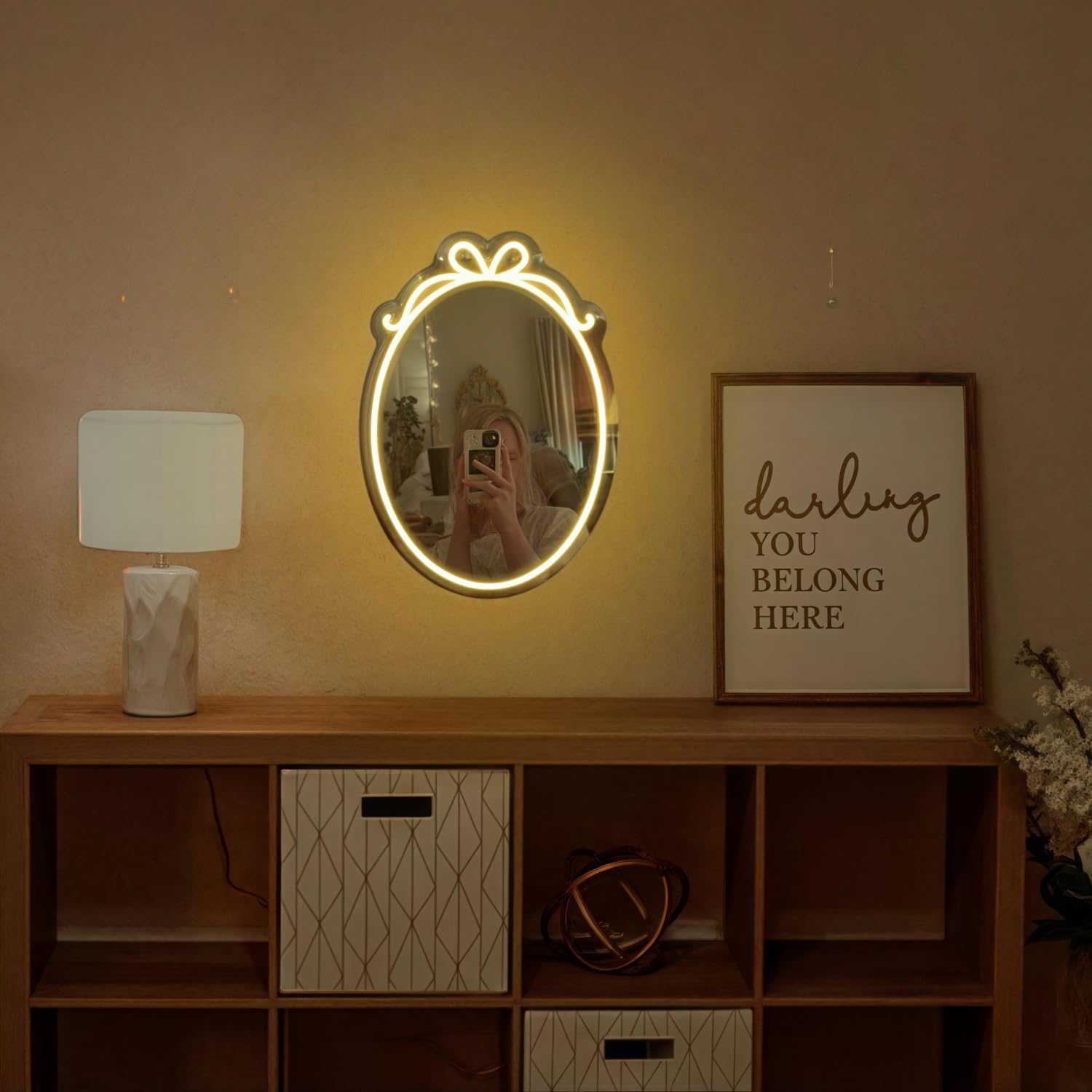 Maimeili LED Mirror Neon Lights Dressing Up Mirror Cat/Shine Heart/Bat/Butterfly Shape Neon Signs Modern Home Girl Room Bathroom Salon Wall Art Decor Gift For Girlfriend USB Powered