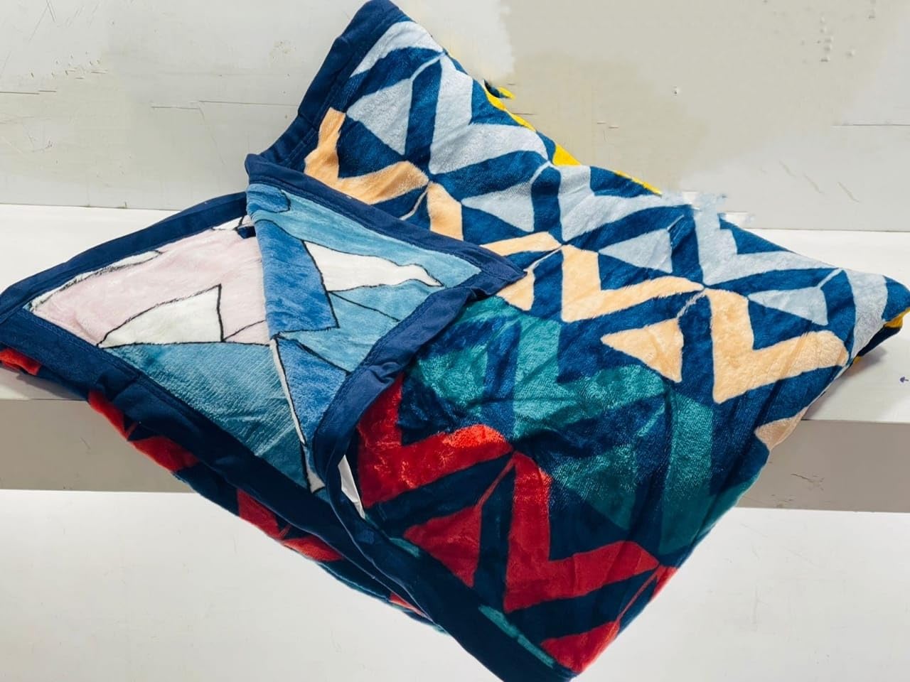 Omaja Super Premium Quilty Cover Double Bed With Zipper Blanket