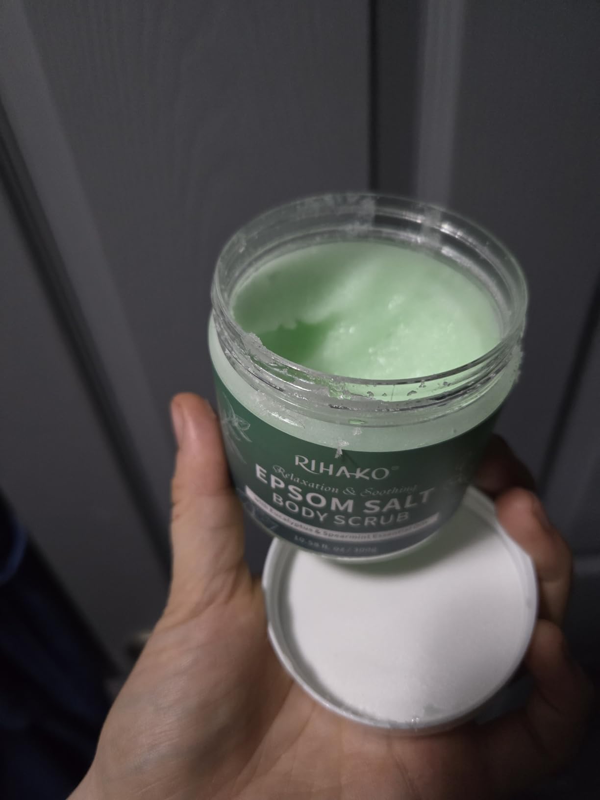 RIHAKO Eucalyptus Epsom Salt Body Scrub,Exfoliating detox body scrub,Relax & Relief with Eucalyptus & Spearmint Essential Oils, Deeply Nourishes for Smooth, Radiant Skin–Valentine’s Day /Him