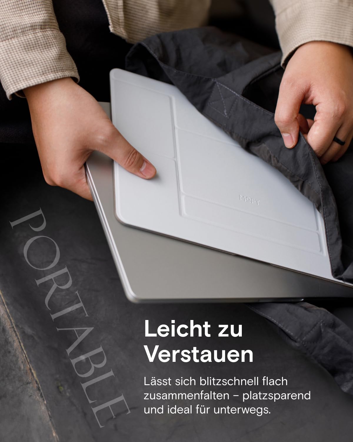 MOFT Laptop Ständer, Faltbarer Nicht-Klebender Laptopständer mit 2 Verstellbaren Winkeln, MOVAS Veganes Leder Tragbarer Notebook Ständer Kompatibel mit 13"+ Tablets & 15"+ Laptops, Tiefschwarz