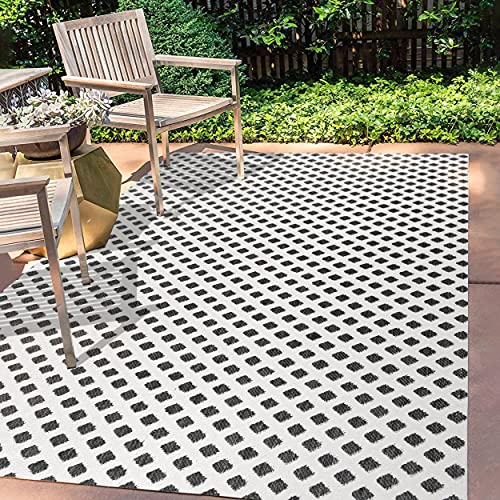 image for JONATHAN Y Mini-Diamond Trellis Indoor Outdoor Area Rug 8X10 White/Bla