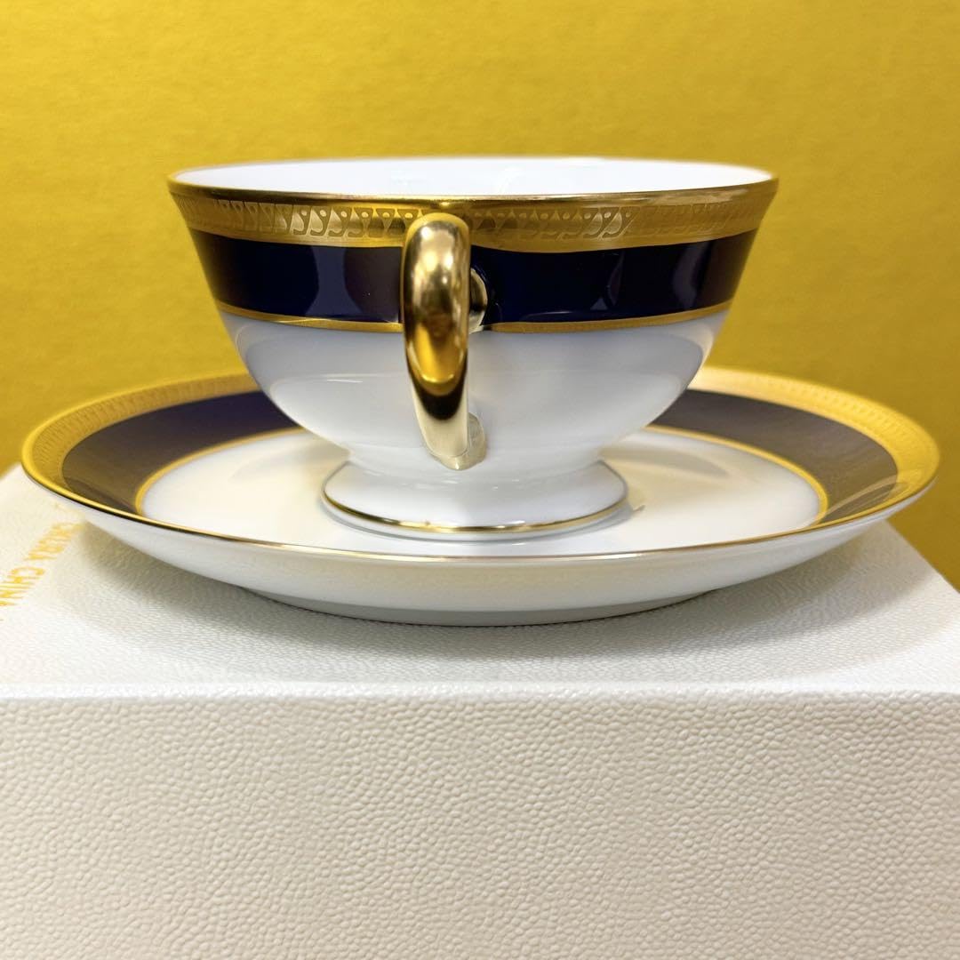 Amazon.co.jp: 大倉陶園 瑠璃片葉金蝕 カップ&ソーサー 箱付き 金彩