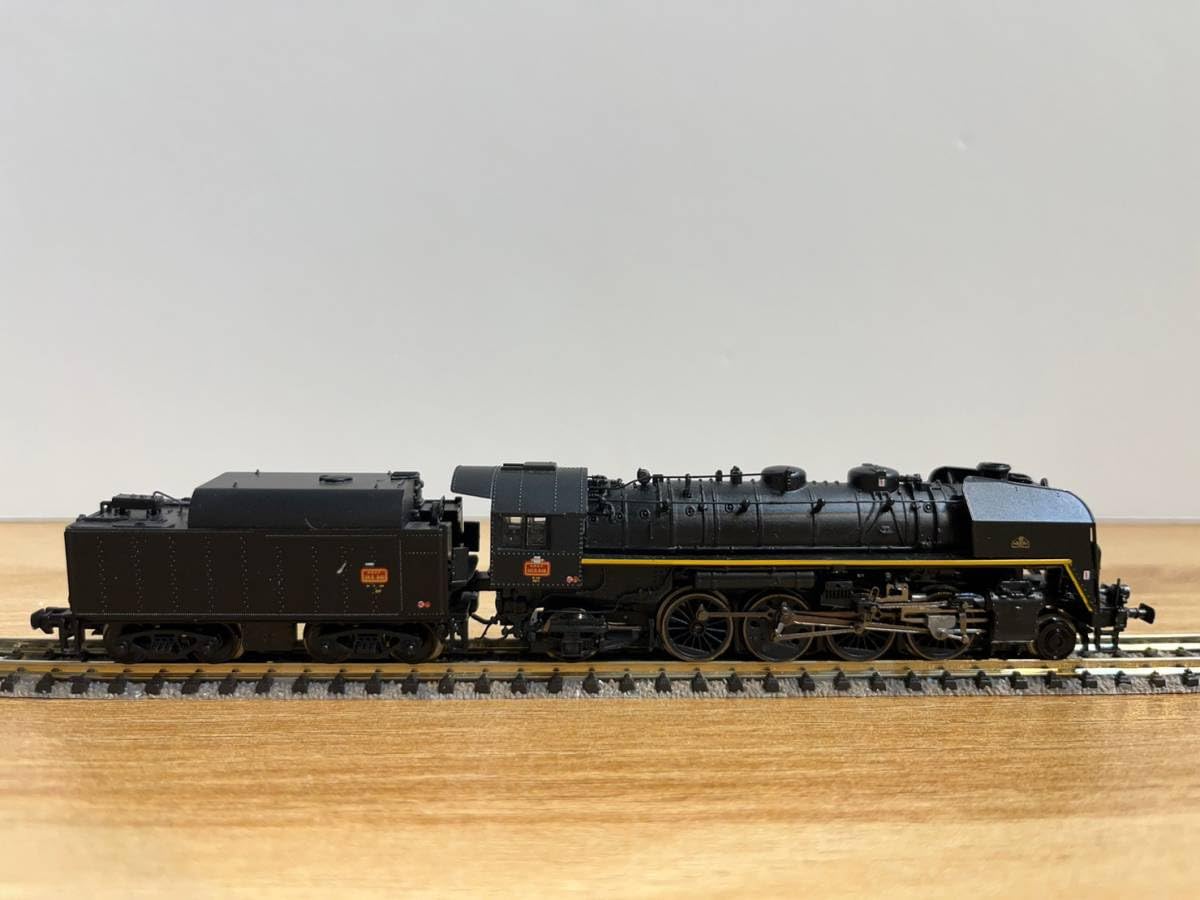 激レア✨️ARNOLD ✨️ドイツ帝国、流線型蒸気機関車✨️未走行 すごい古い蒸気機関車 - ドイツでまだ使われてるんだね。1954年