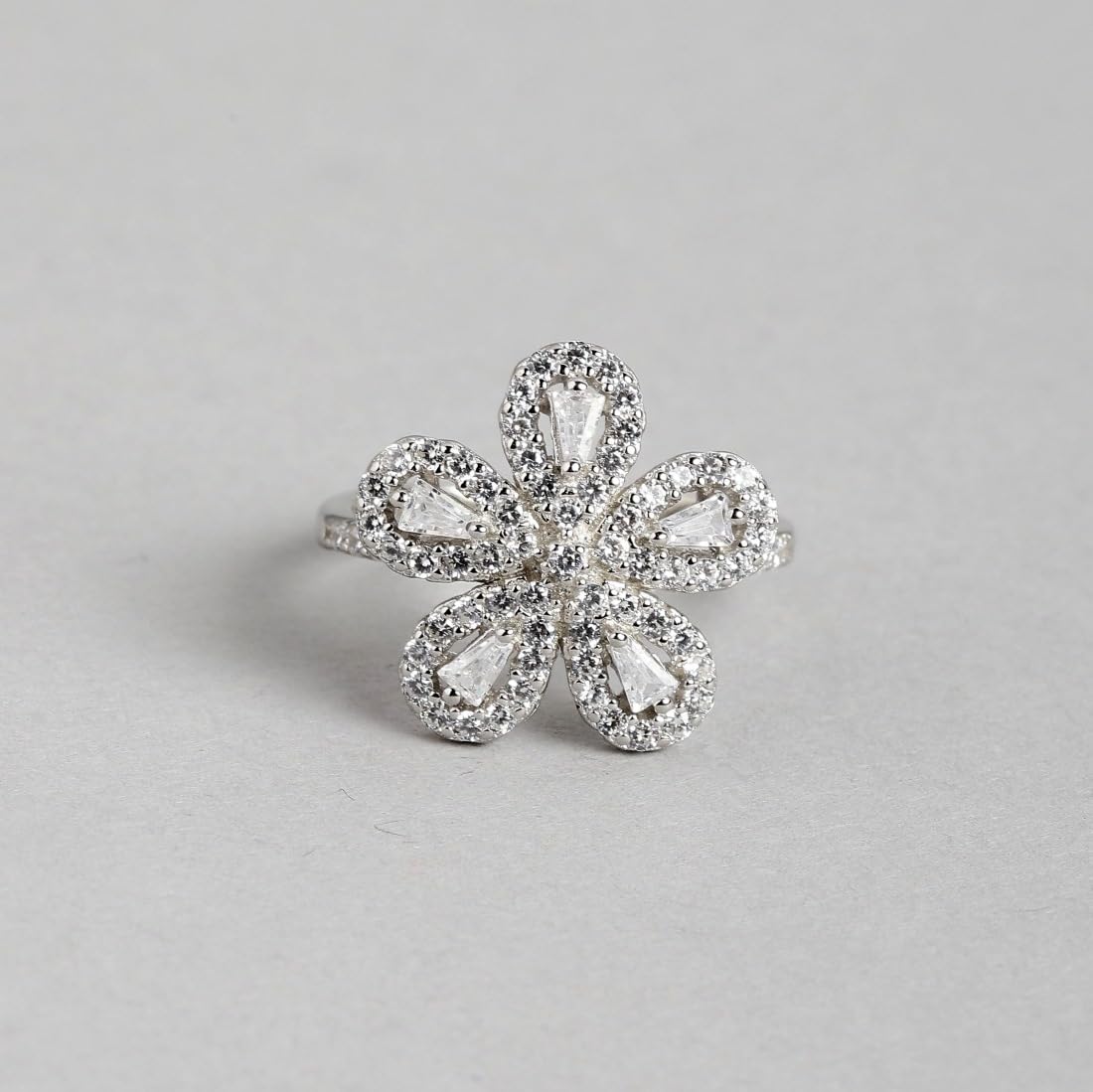 Women's 925 Sterling Silver Dazzling Floral Cubic Zirconia Ring