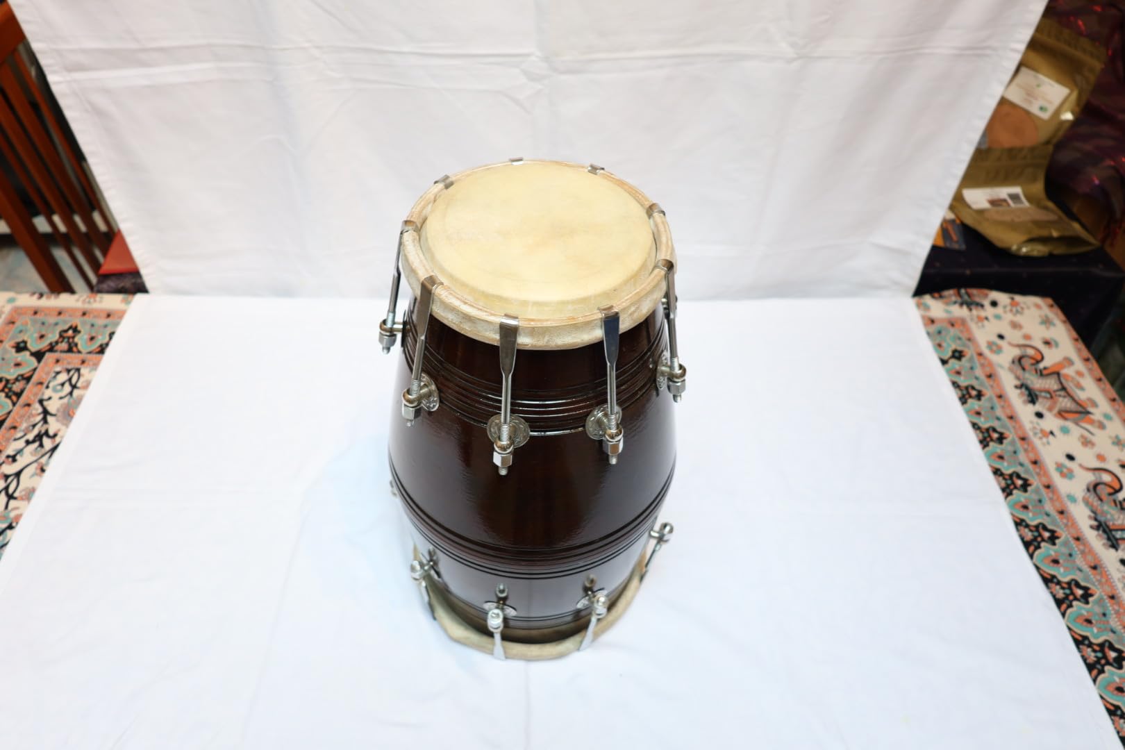 Dholak traditionnel avec accordage de vis