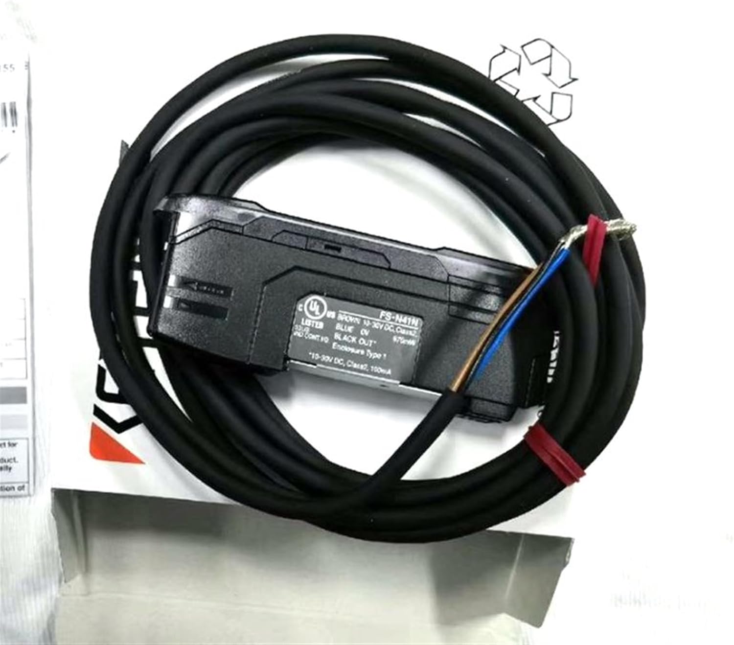 JOCCOS FS-N41N Laser Sensor Optoelectronic Switch Emission Digital Fiber Amplifier, side view with cable.