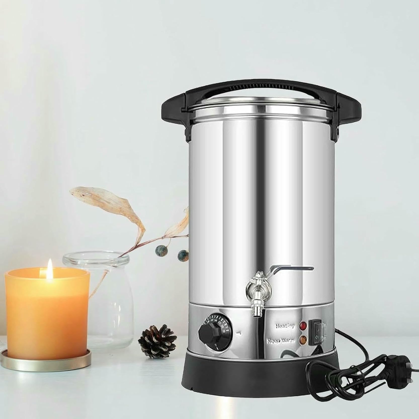 Bécher en acier inoxydable avec bec verseur d'une contenance de 800ml