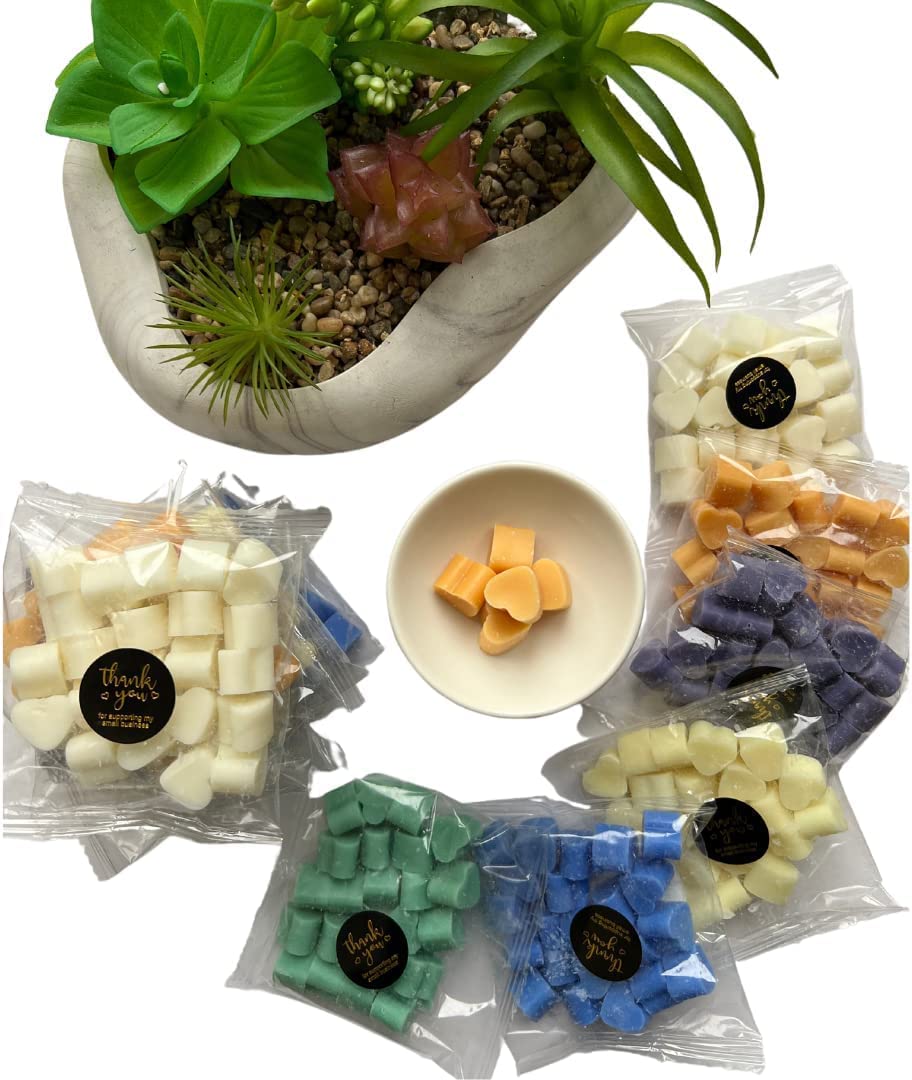 20 Heart Wax Melts - High Scented, Natural, Vegan & Pet Friendly (Blueberry & Vanilla)