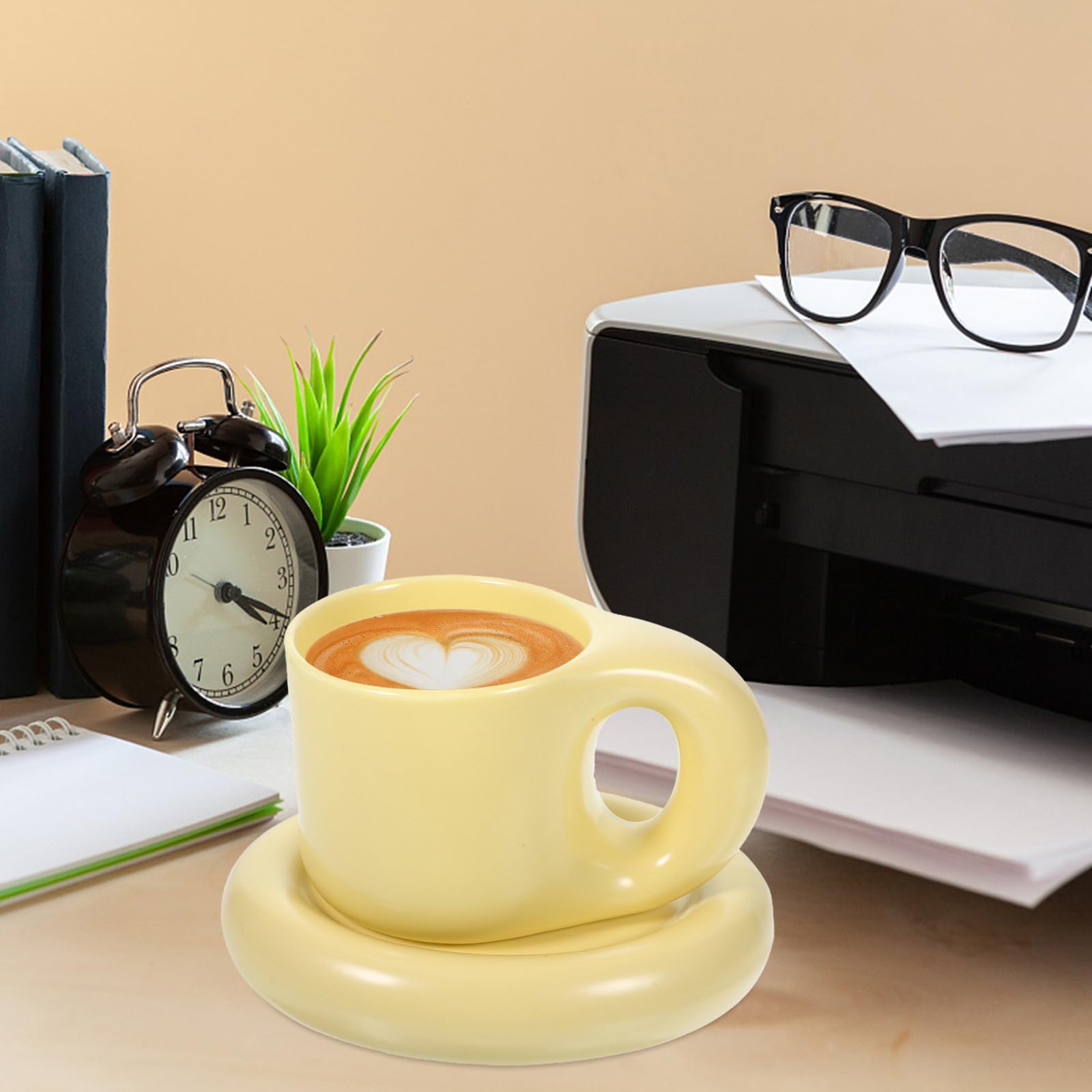balacoo Kaffeebecher mit Untertasse für Heiße Getränke Stilvolles Design Gelber Milchbecher 300ml Keramik Satz für Zuhause und Bürogebrauch