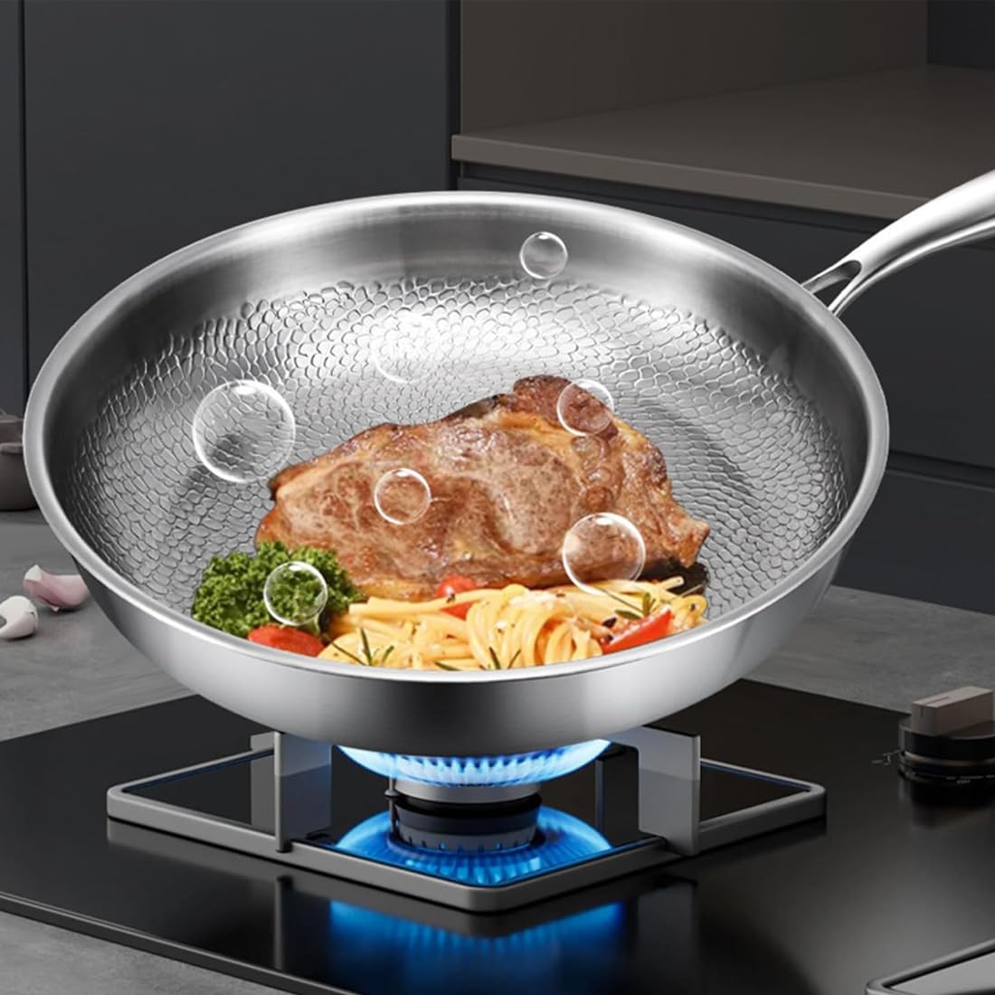 Padelle Titanio Puro, Titan Pfanne Unbeschichtet with Lid and Spatula, Padella in Titanio for Kitchen and Camping, Uncoated Frying Pan, Pro Hammered Non-Stick Pans for Any Hob (Con Coperchio, 26cm)