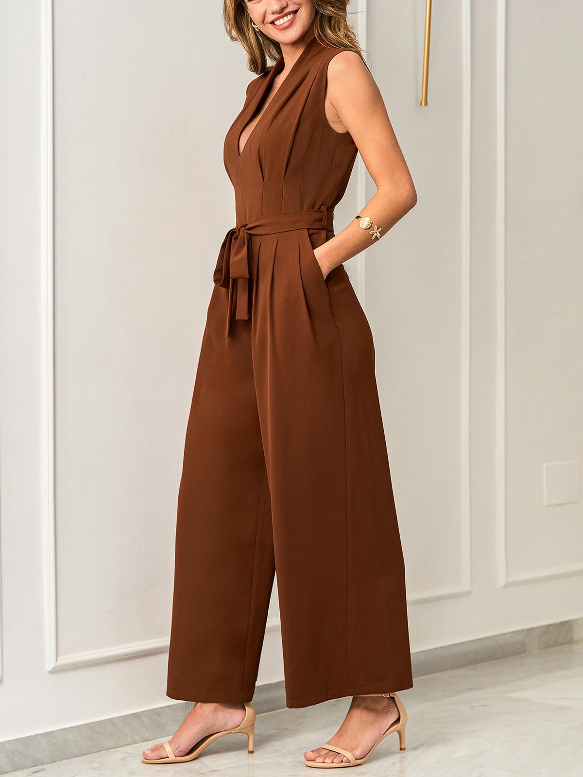 CUPSHE Damen Jumpsuit Elegant Ärmellos V-Ausschnitt Weites Bein Overall | Rückenreißverschluss, Bindegürtel, Fließender Fall, Leichtes Material, Für Büro Party Urlaub & Alltag