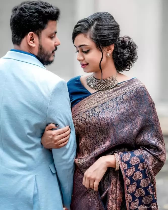 Image of SGF11 Women's Kanjivaram Soft Silk Saree With Blouse Piece