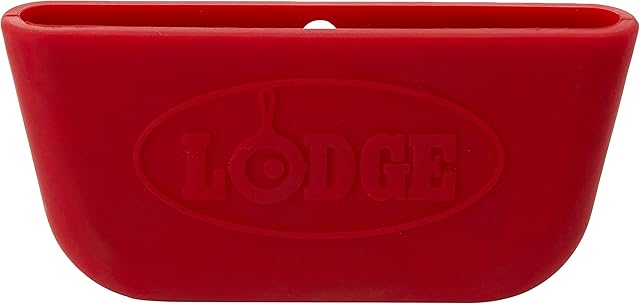 Lodge Silicone Assist Handle Holder, Red, 5" x 2.375"