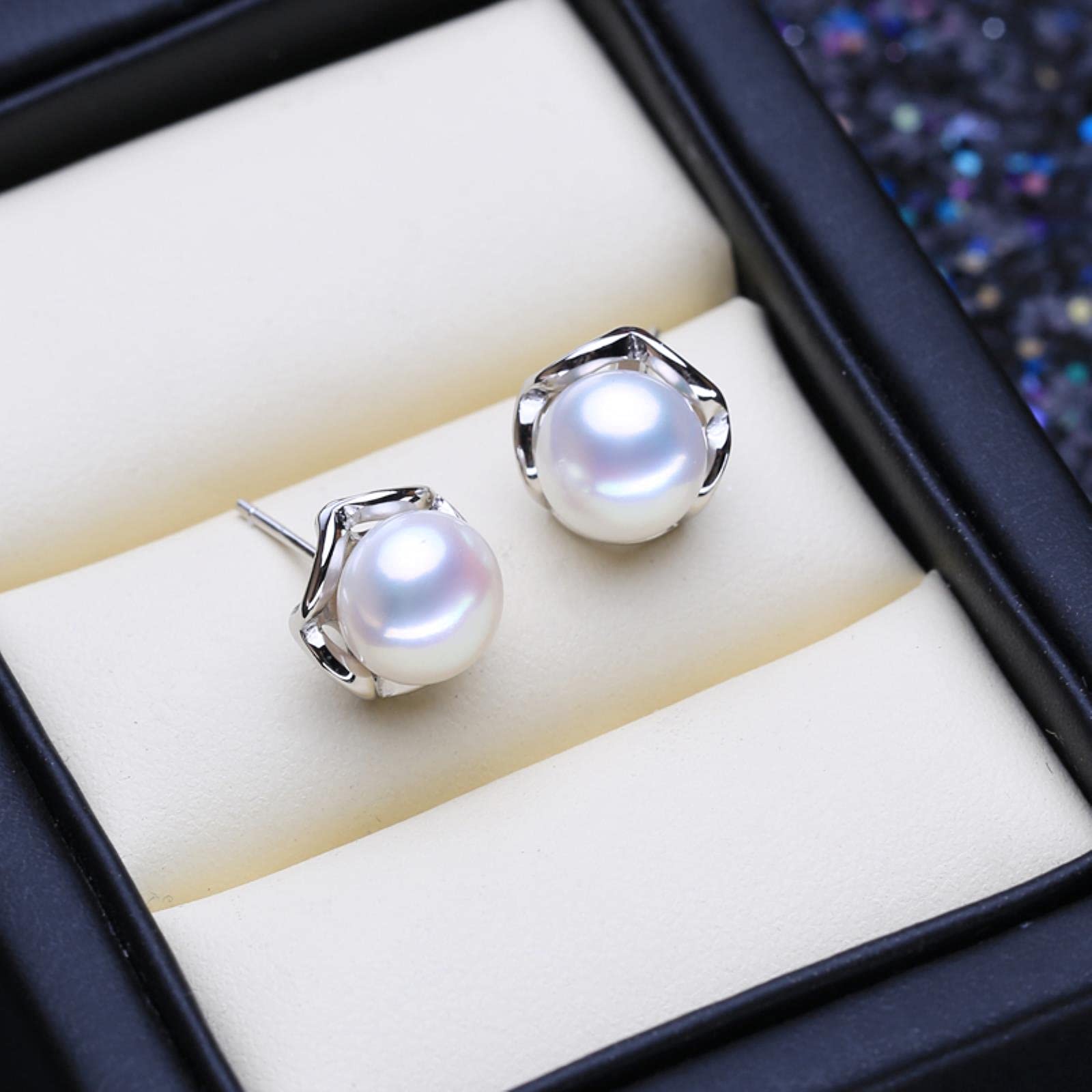 LOKILOKI Set di Gioielli di Perle Collane di Perle d'Acqua Dolce Naturali per Le Donne Orecchini A Bottone in Argento Sterling 925 Ciondolo Rotondo Classico