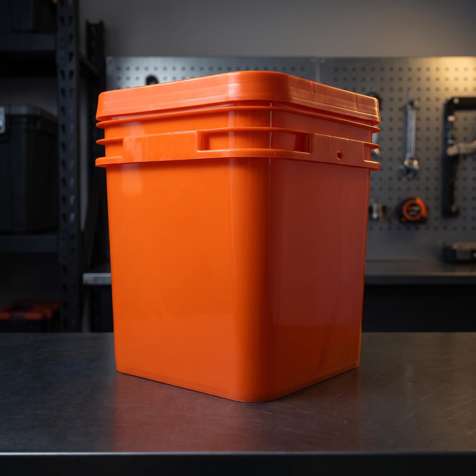 Auslaufsich eckig, Orange, 25 Liter