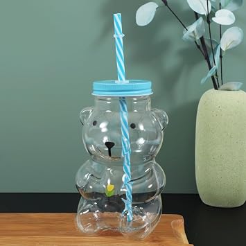 Bear Shaped 500ml Glass Cup with Reusable Straw, Clear Drinkware for Juice, Coffee, Milkshakes, Parties and Everyday Home or Picnic Use