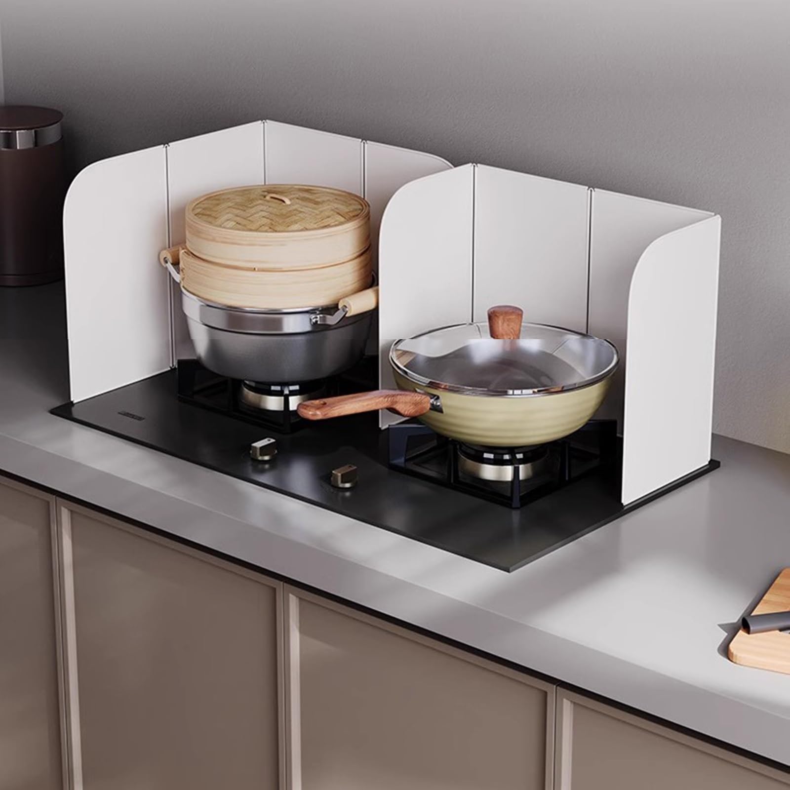 Bouclier thermique pliable anti-éclaboussures pour votre coin cuisine