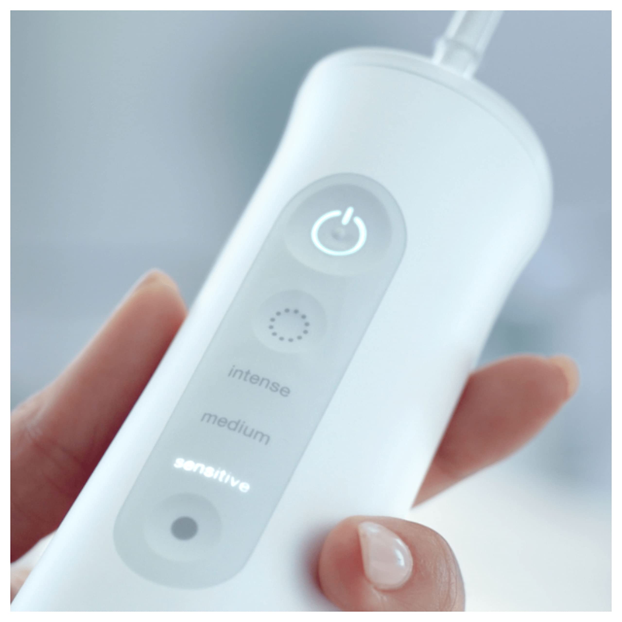 Oral-B Aquacare Pro-Expert Irrigador Dental Inalámbrico Con Tecnología Oxyjet - Blanco