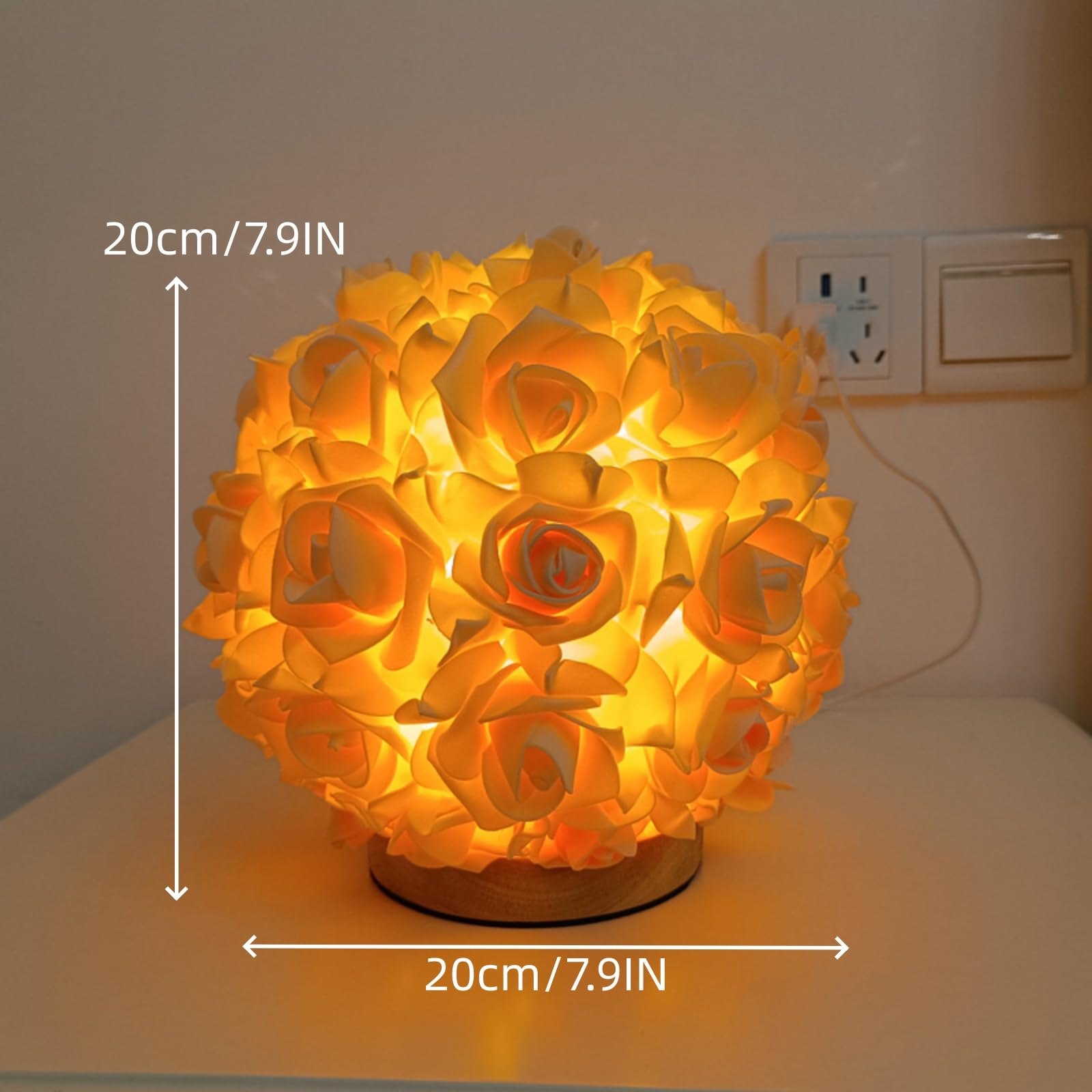 Rose Fleur Lampe de Table Créative Design Floral Bureau Lumière Znaczenie Femmes Romantique Décor à la Maison dla Chambre Anniversaires Rocznice Mariage Żywność USB