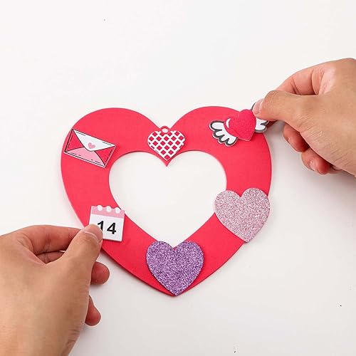 Miniatura 6 de TINYFUTURE 18 juegos de coronas de espuma para el día de San Valentín, kits de manualidades, decoración autoadhesiva de corazón, letras de corazón,