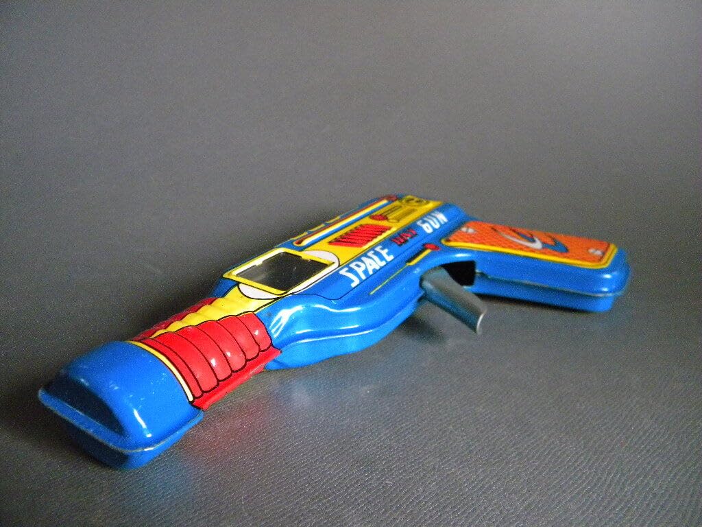 Amazon.co.jp: 当時物 宇宙戦争 SPACE GUN 発火レーザー音出 スペース