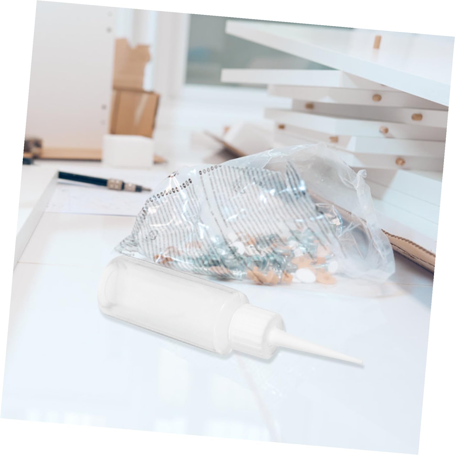 4 Flaconi Dosatore per Colla in Plastica da 50ml Beccuccio a Goccia e Tappo a Pressione, Flaconi per Colla Piccoli per Laboratori e Progetti Fai da Te, Bottiglie Squeeze