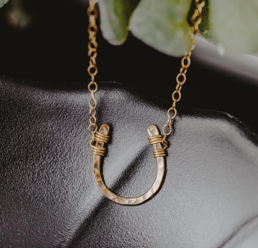 Lucky Horseshoe Necklace Yellow Gold Filled Hammered 16 inch chain length - Image 2