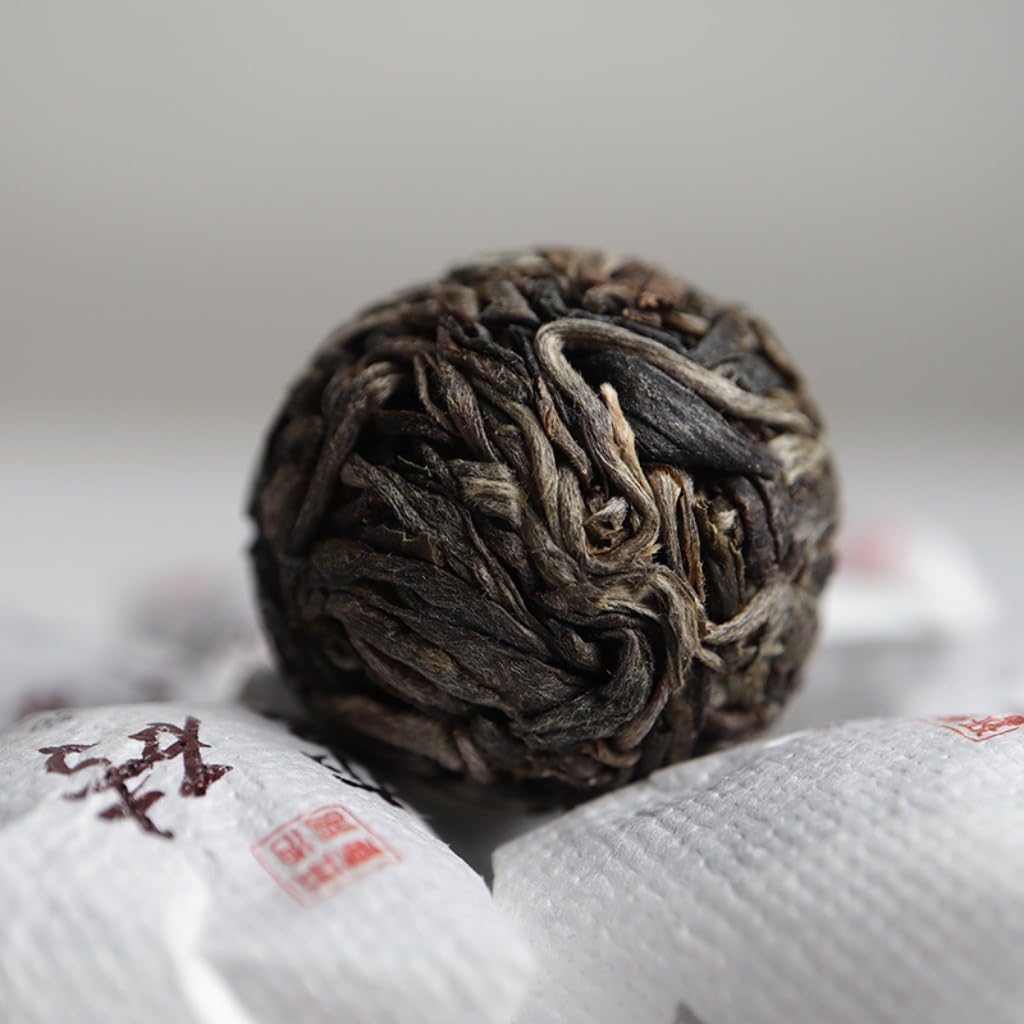 Yunnan Alter Baum Roh-Pu'er Tee | Natürlicher Yunnan Pu'er Tee | Einzeln Verpackt | Aufguss Für Den Täglichen Genuss (500g / 17,64oz)