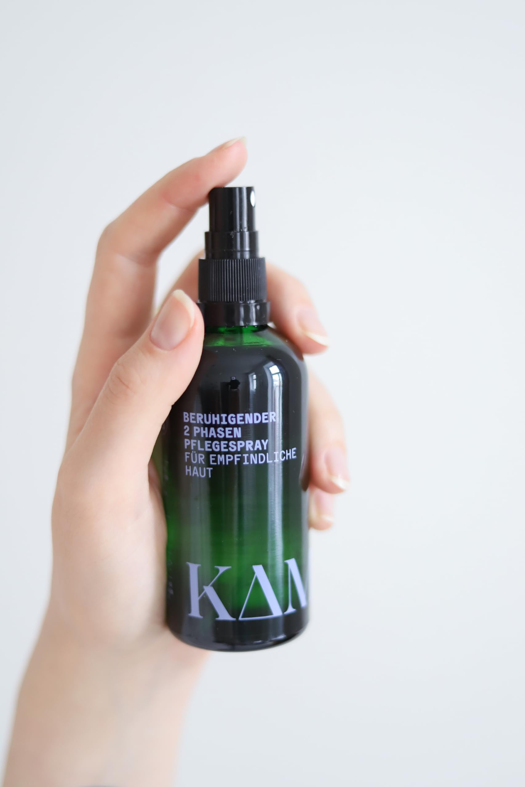 KAMI 2-Phasen-Pflegespray mit Bio-Aloe Vera 100ml - für trockene, zu Juckreiz neigende Haut - After Sun, juckende Kopfhaut