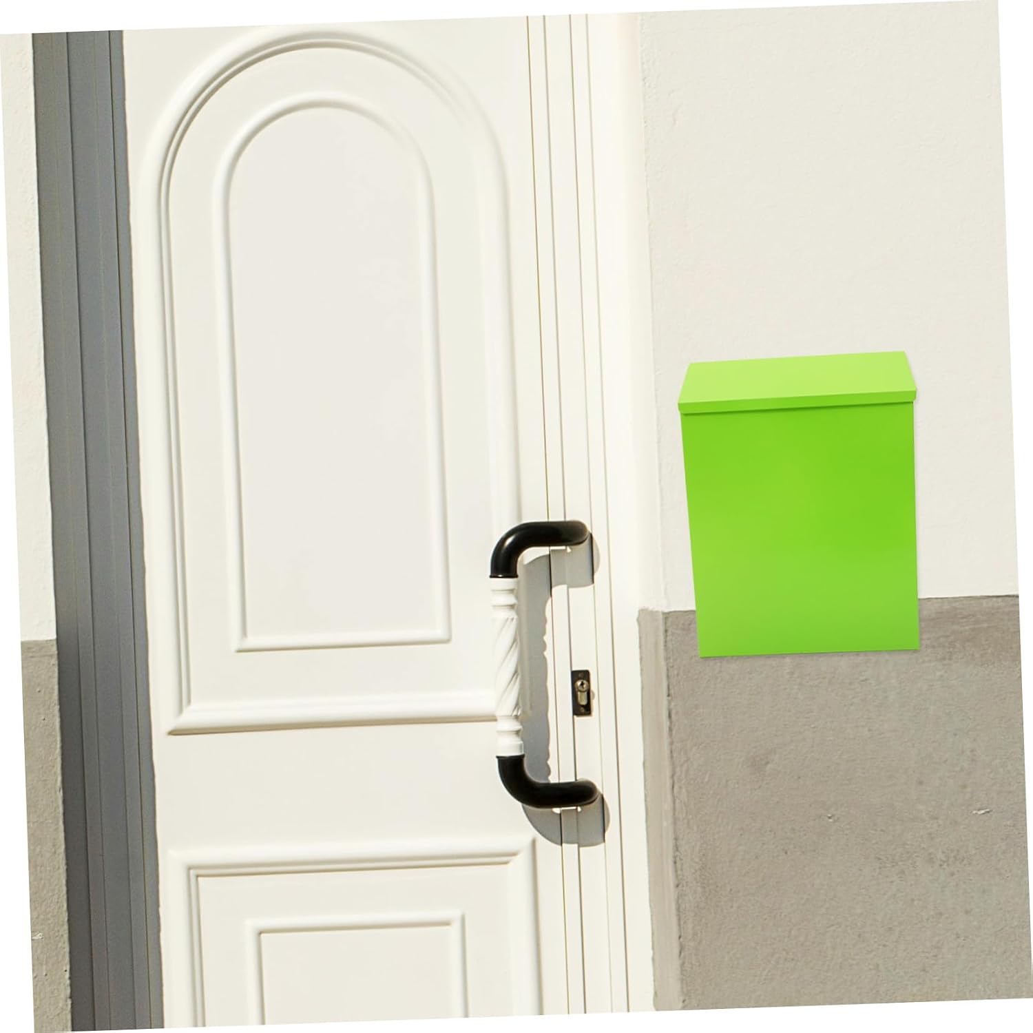Generic Vintage Green Iron Wall Mount Mailbox with Lock, Metal Hanging Mail Organizer for Outdoor Home and Office, Weather-Resistant Suggestion Box