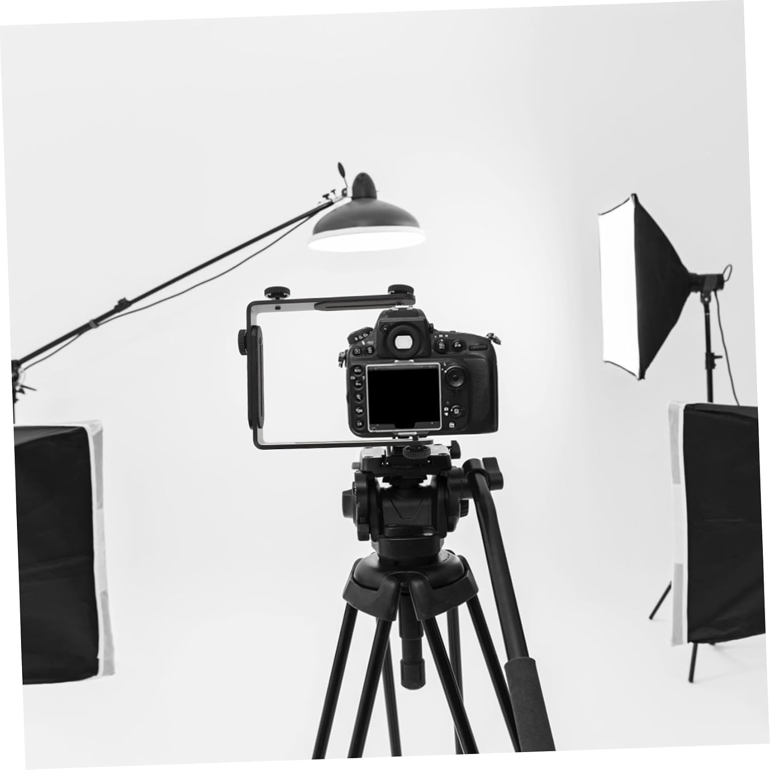 Metal Bracket Camera Mount Matte Non-Slip Flash Light Holder for DSLR Premium Metal Construction Dual-use Portrait and Landscape Photography Support