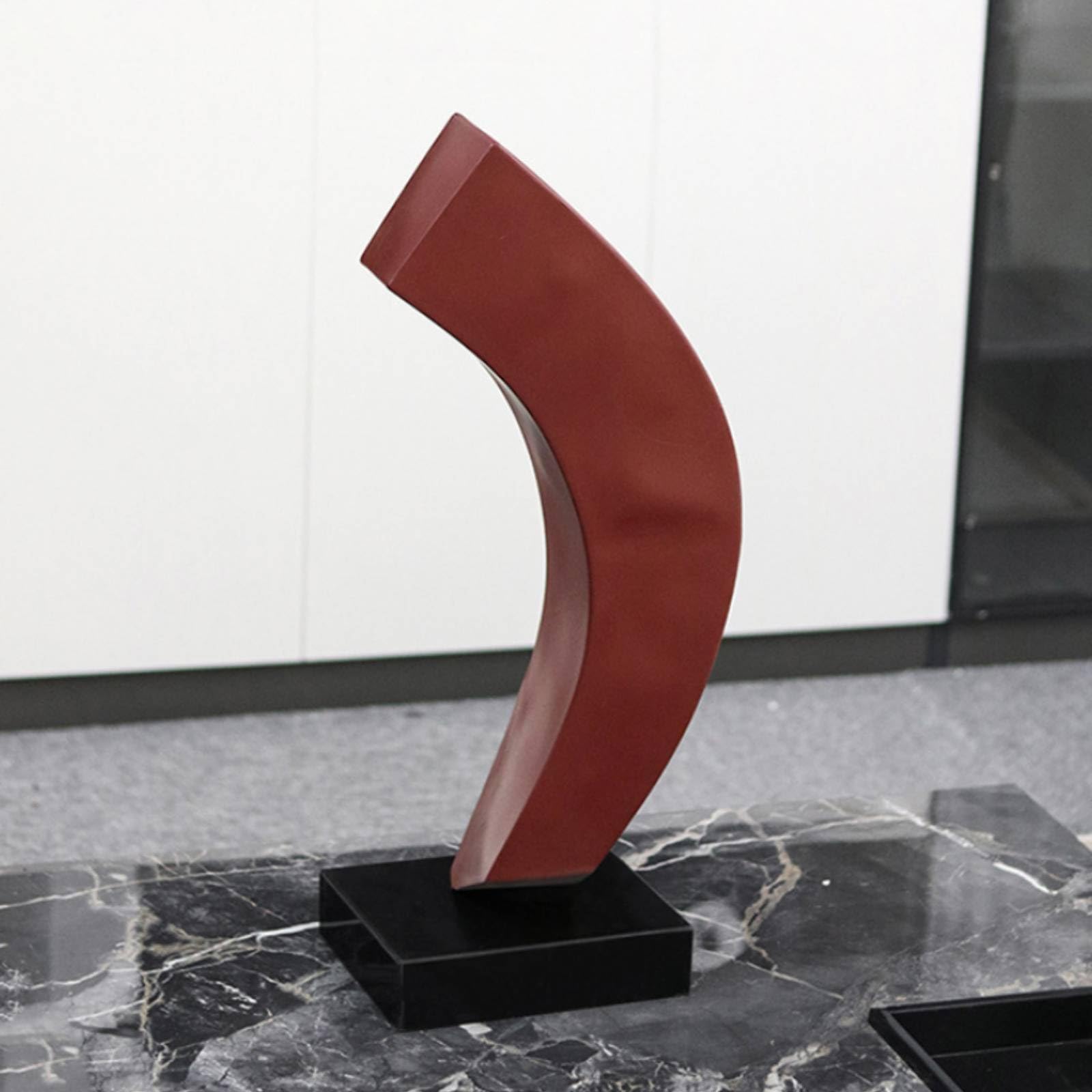 Geometrische Skulptur Abstrakte Statue Tischfigur Kunstobjekt aus Metall mit Sanft Geschwungener Silhouette Und Ebenholzfuß für Wohnzimmer Büro Galerie