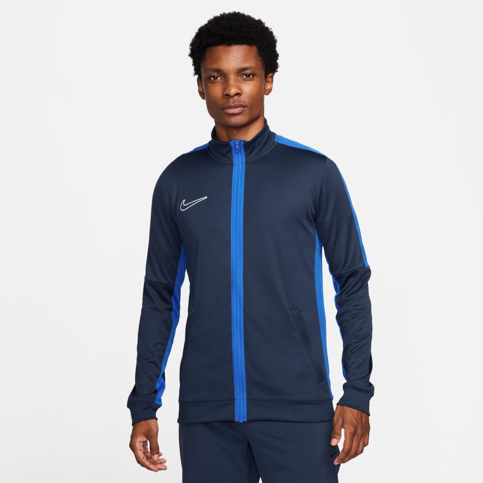 Chaqueta deportiva NIKE M Nk Df Acd23 Trk Jkt K Jacket Hombre, un básico para el entrenamiento.