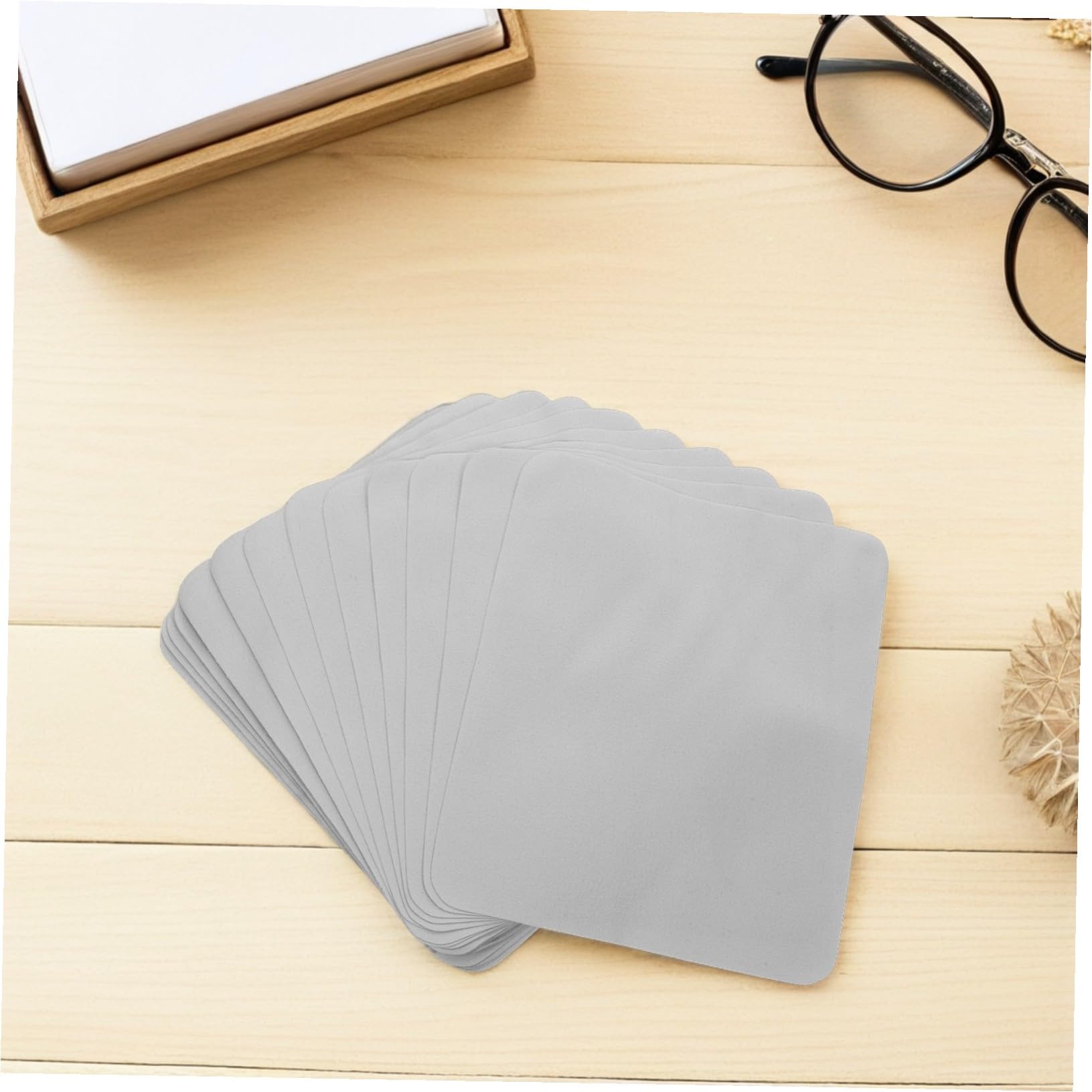 FOMIYES 100 Paños De Limpieza Para Gafas Paño De Microfibra Para Lentes Para Gafas Para Lentes