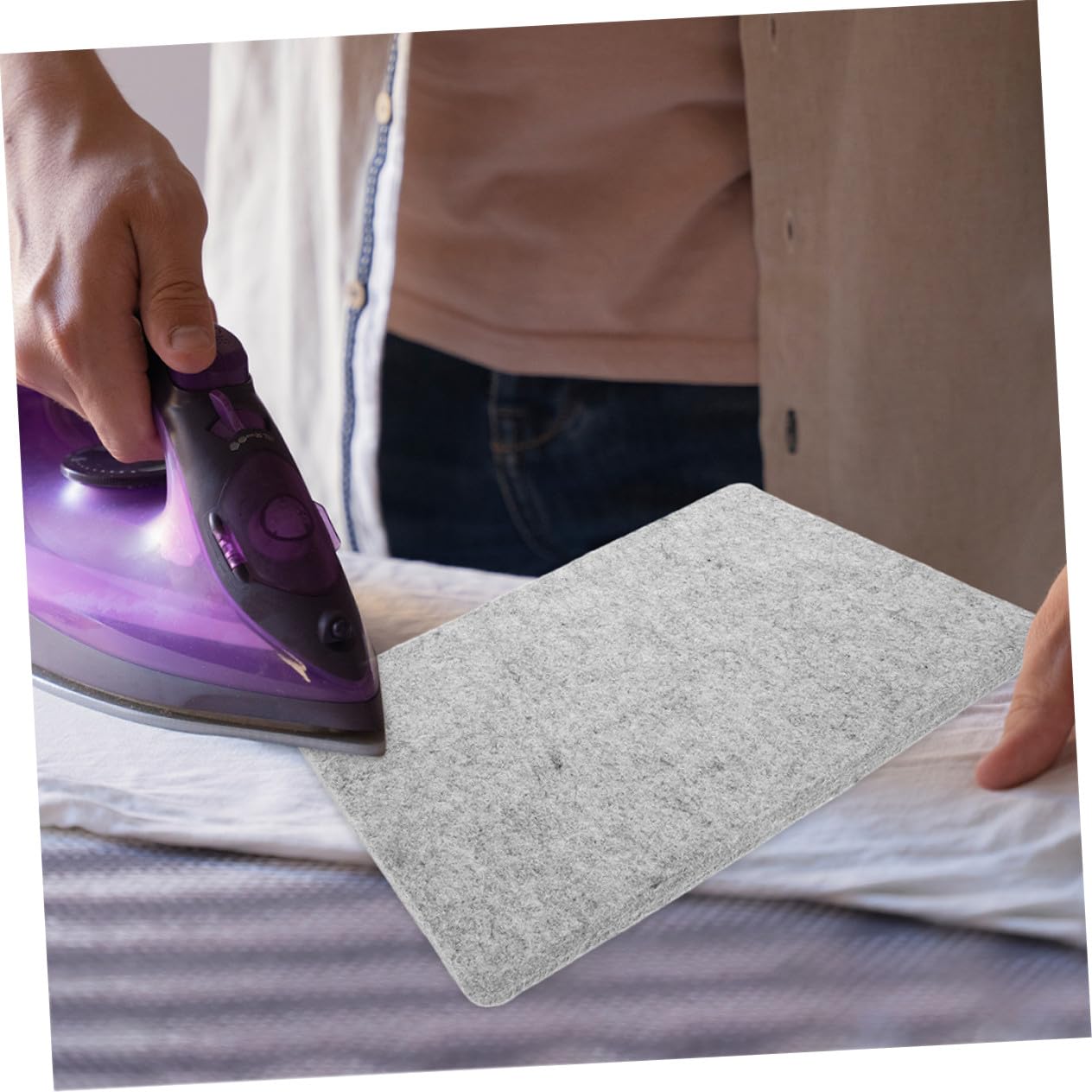 Tappetino Stiratura in Feltro Riutilizzabile per Tavolo 30x35, 5 Cm | Resistente al Calore, Design Compatto per Spazi Ridotti, Adatto a Forniture da Stiro
