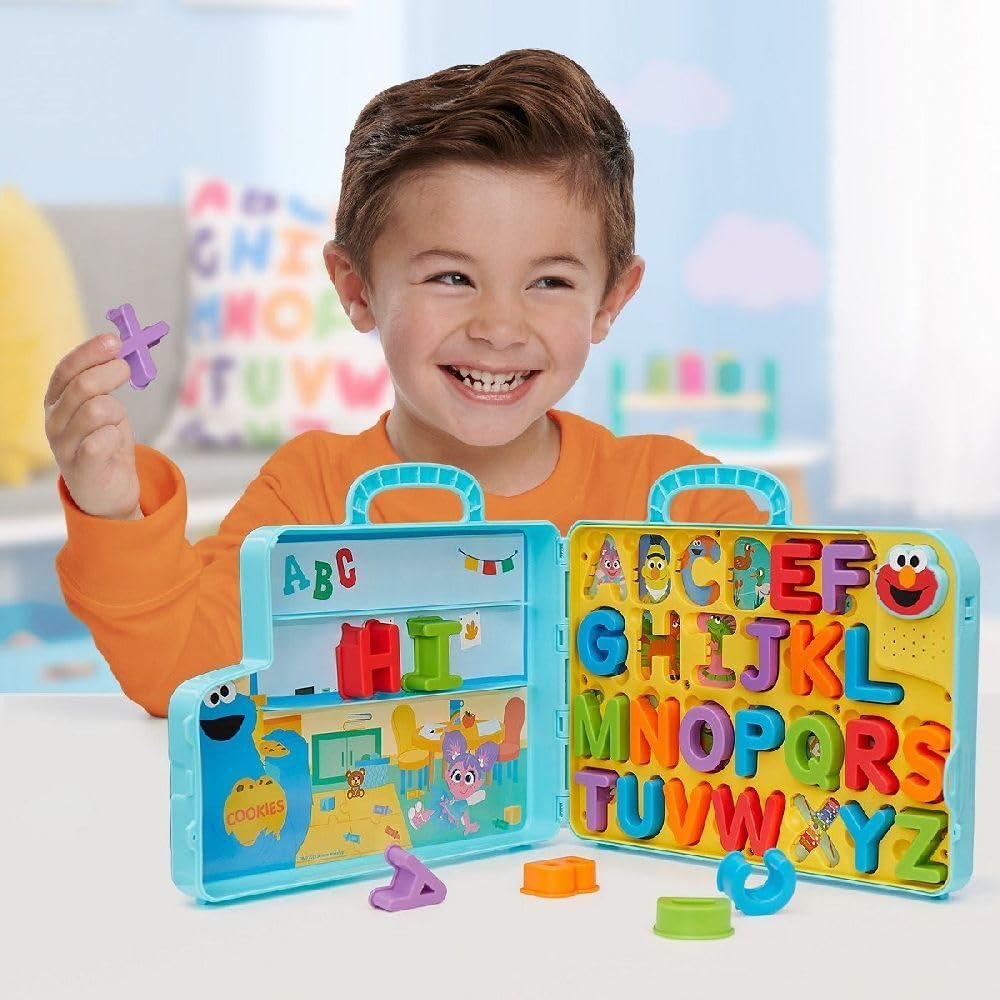 Sesame Street 57588 Elmo's Letters Bus - Tablero de Actividades para Aprendizaje y educación Preescolar, Multicolor, Mediano