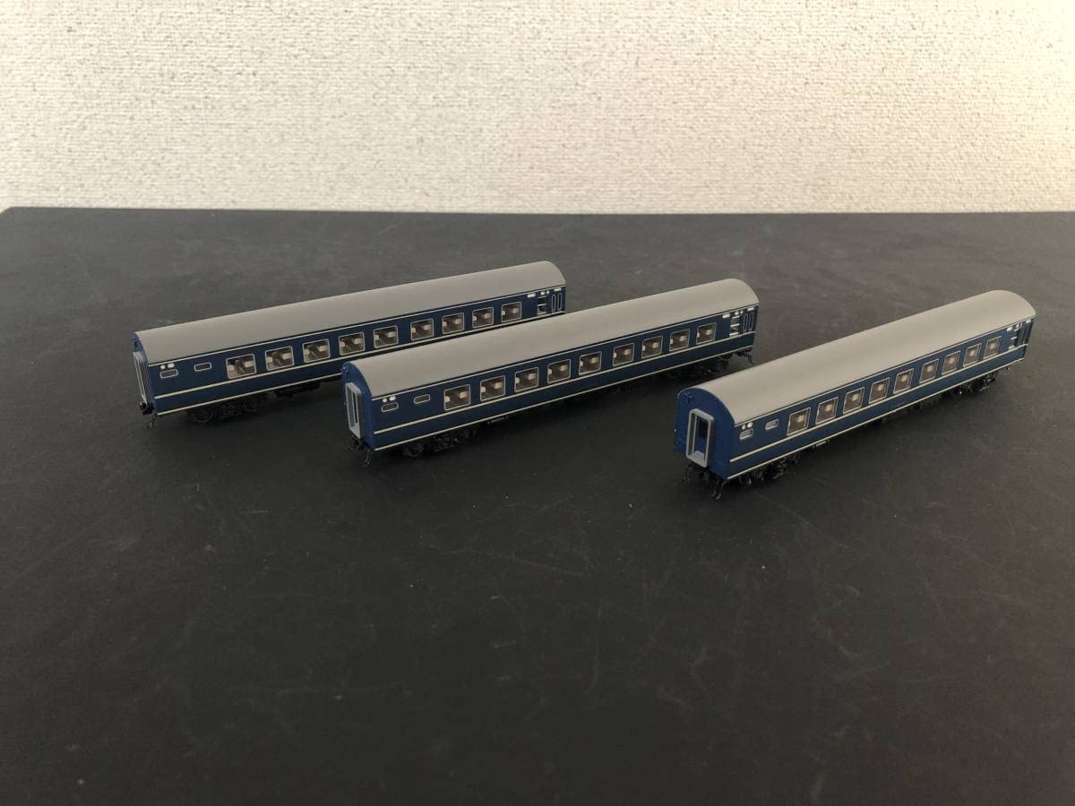 Amazon | KATO 20系寝台客車 【ナハネ20-81】 5087-1 3両セット | 鉄道 
