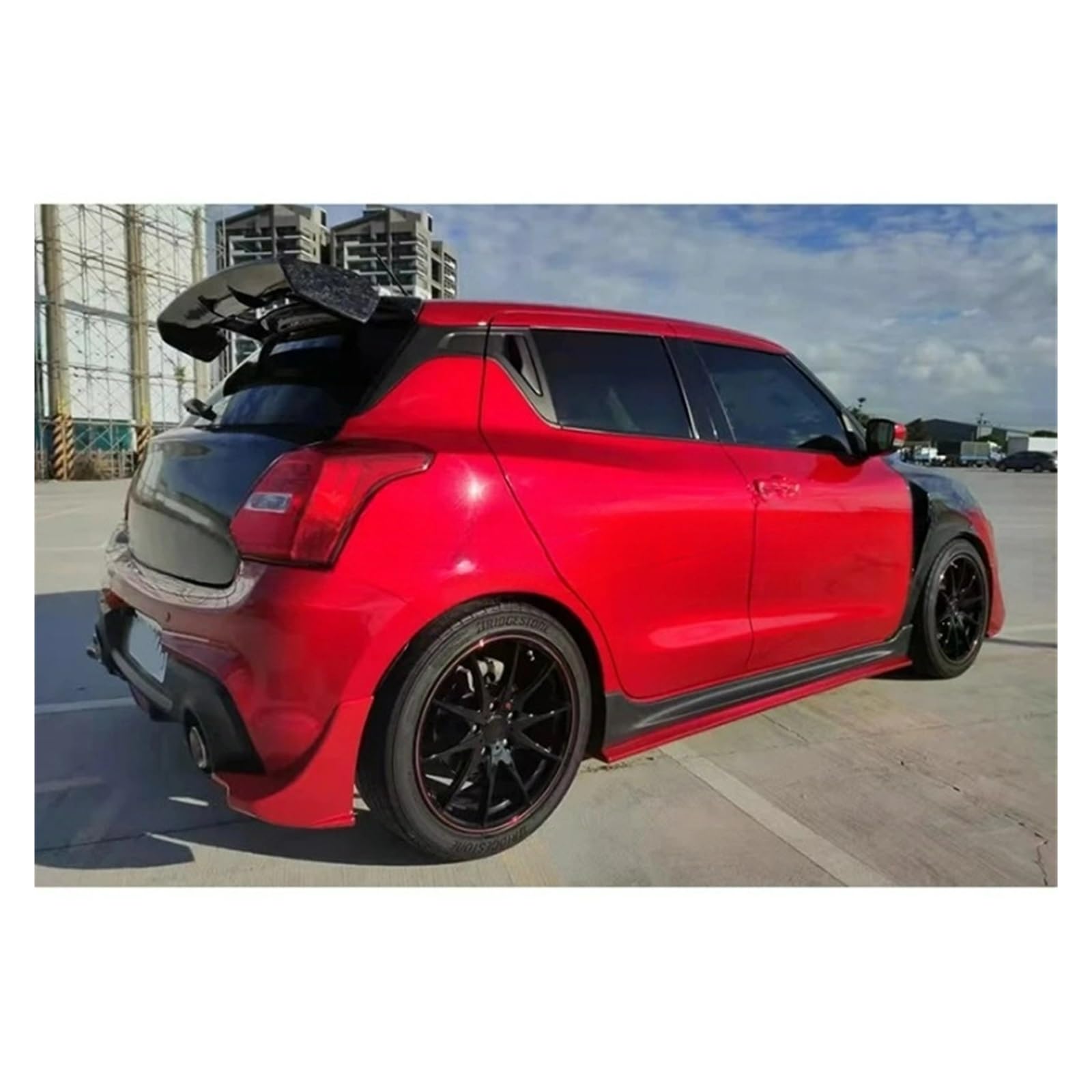 Amazon | 本物のカーボンファイバー製車フロントフェンダー、スズキ