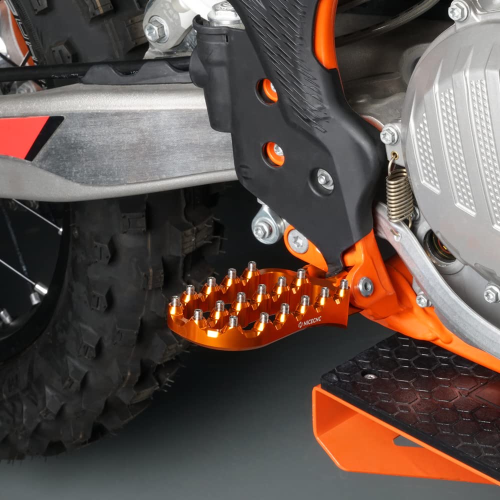 NICECNC Orange Forged Wide Foot Pegs Footrest Compatible with KTM 125-500XC/XCF/SX/SXF/EXC/EXCF,Husqvarna 125-501TX/FX/TE/FE/TC/FC 2017-22,GasGas EC250/300 EX300 EX250F/350F/450F 21-23