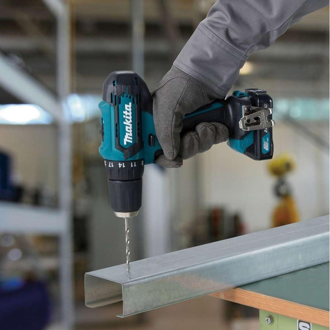 MAKITA CLX224X cordless combo kit