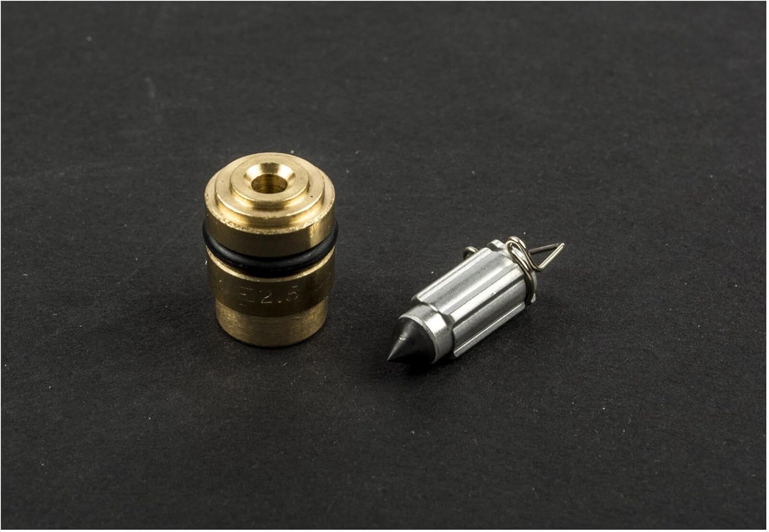 Genuine OEM For Suzuki RG500 Carburetor Valve Assembly Needle 13370-11301 1337011301