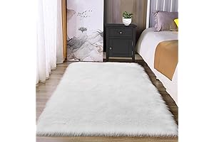 Latepis White Faux Fur Rug 3x5: A Sumptuous and Comfortable Retreat