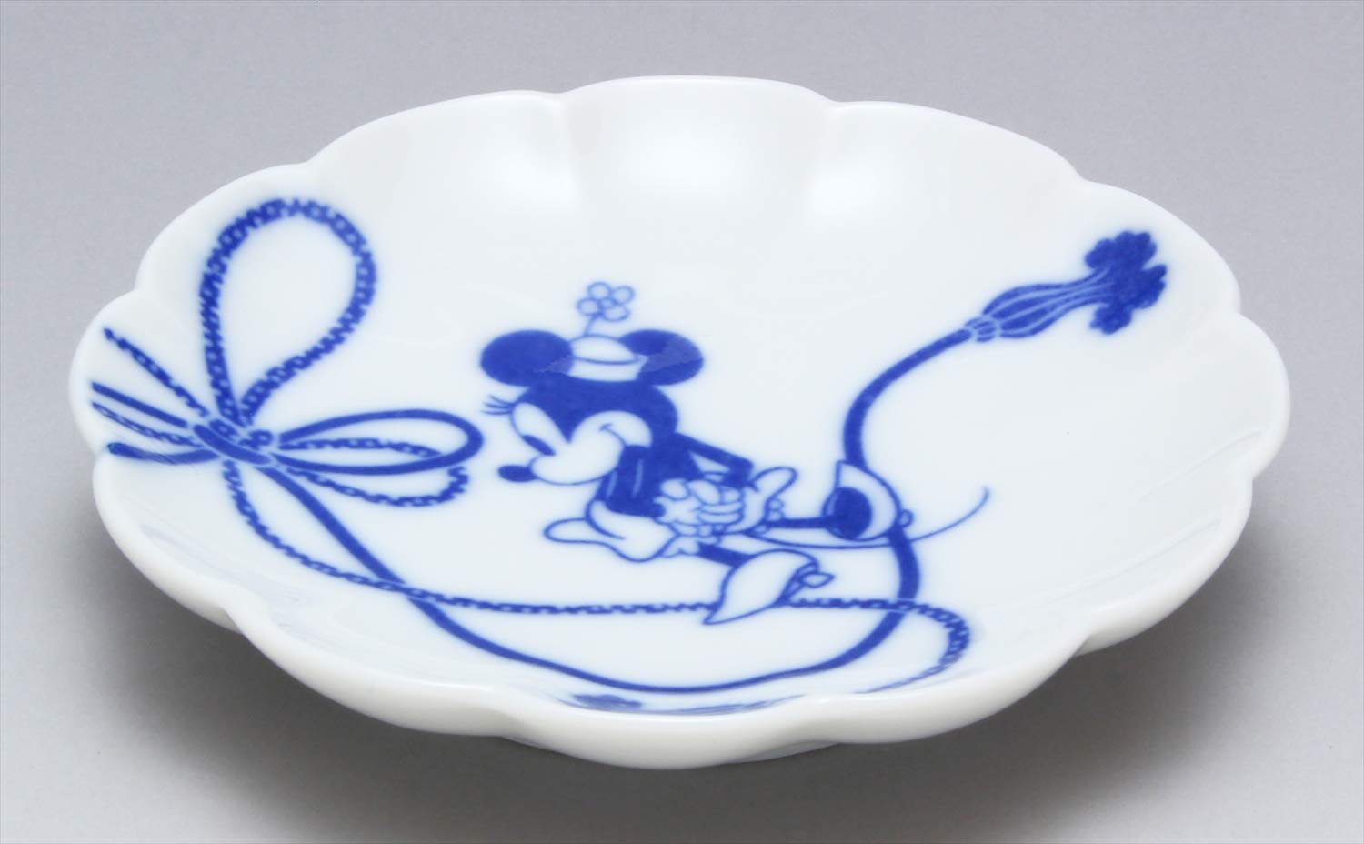 Amazon｜三郷陶器 ディズニー 小粋染付 豆皿(ミニー) 3230-102｜小皿