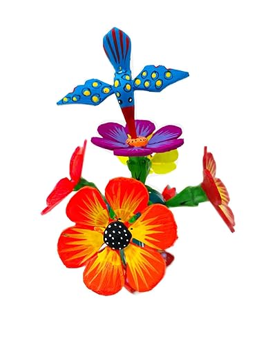 Cactus alebrije with flowers and hummingbirdAlebrije de cactus con flores y colibrí