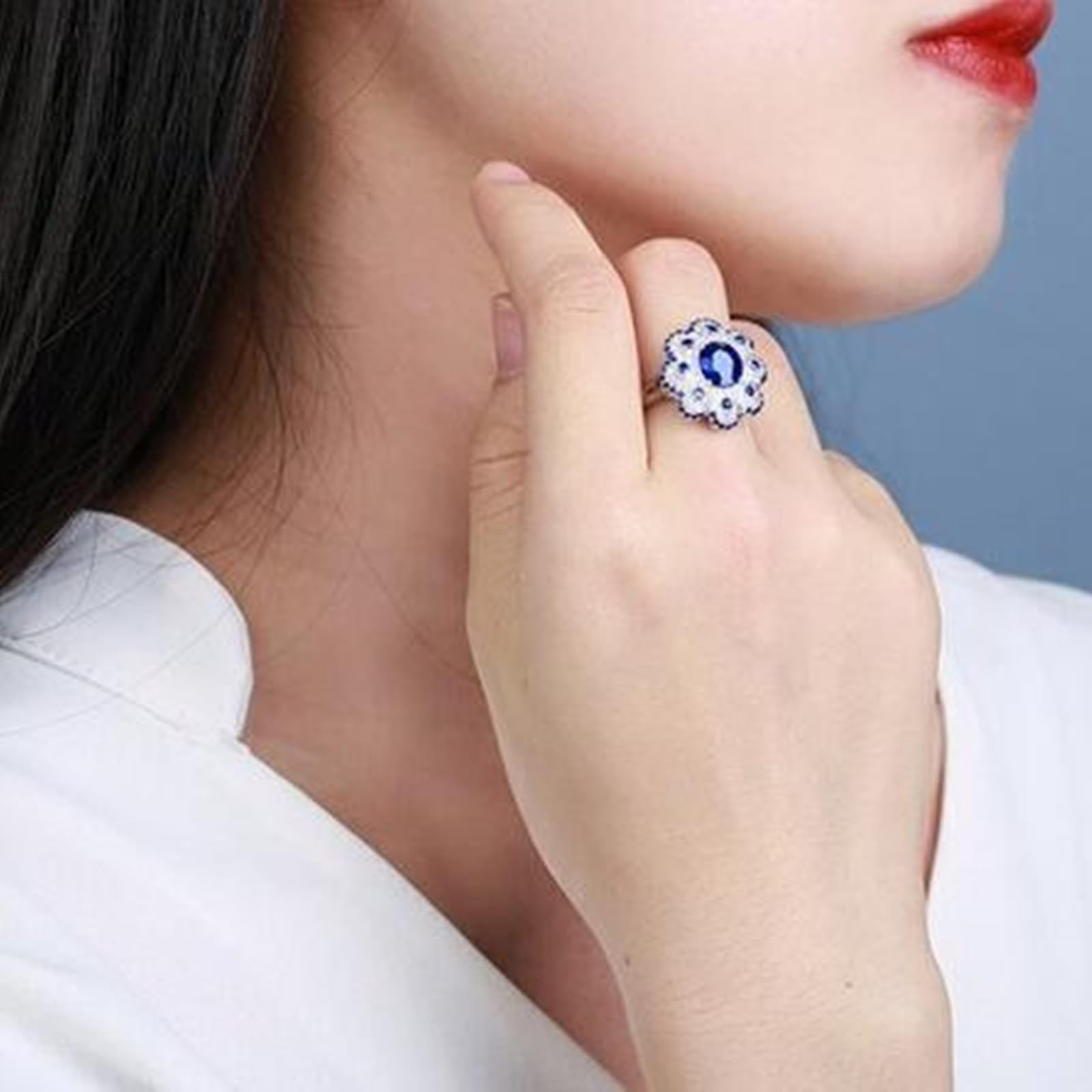 Bague de fiançailles ovale en or blanc 18 carats avec saphir bleu de 2,68 carats et diamant pour femme