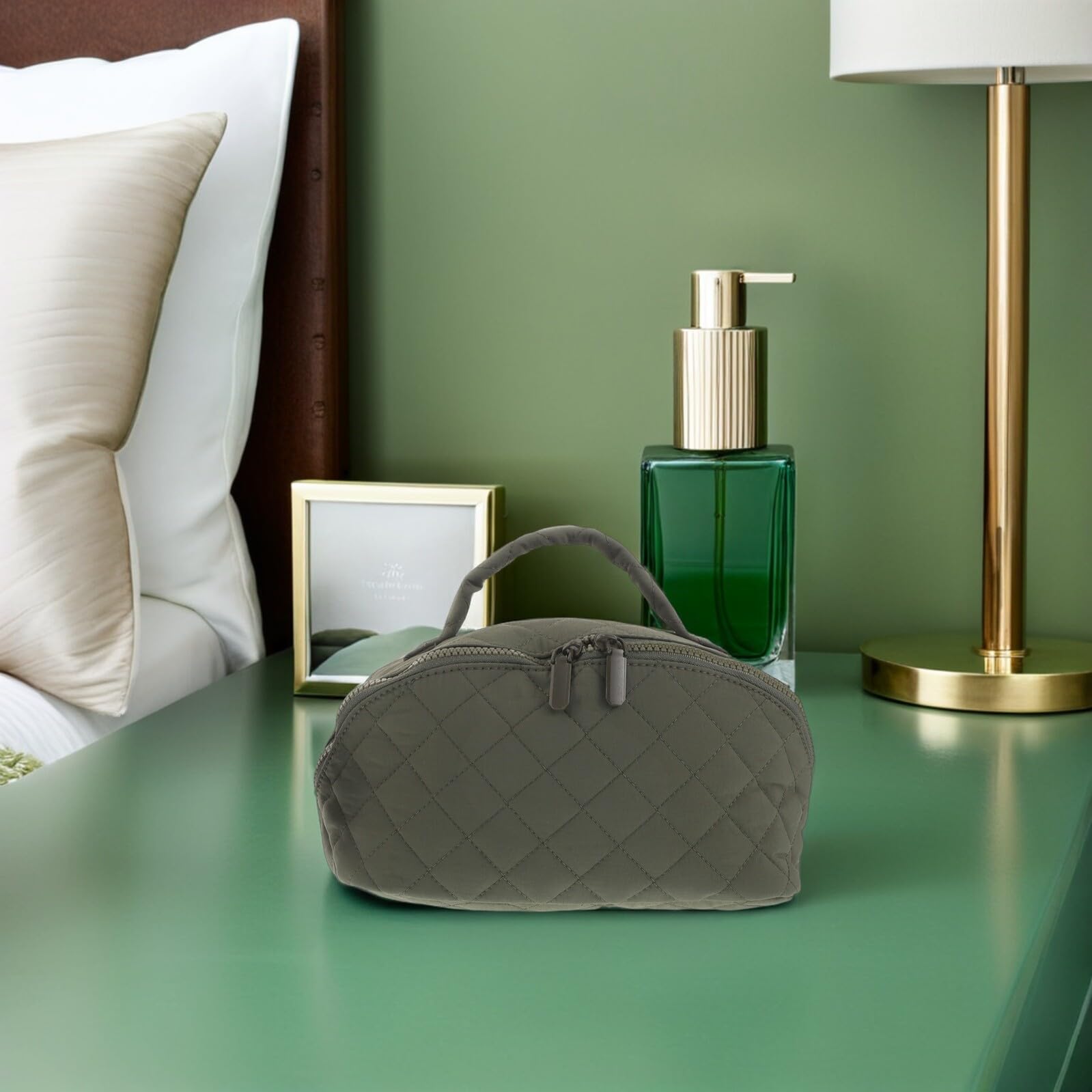 Gatuida Borsa Portatrucco di Grande Capacità con Divisore per Oggetti Essenziali da Viaggio Organizer Portatile per Trucco e Articoli da Toeletta Resistente all Umidità Adatto per Donne