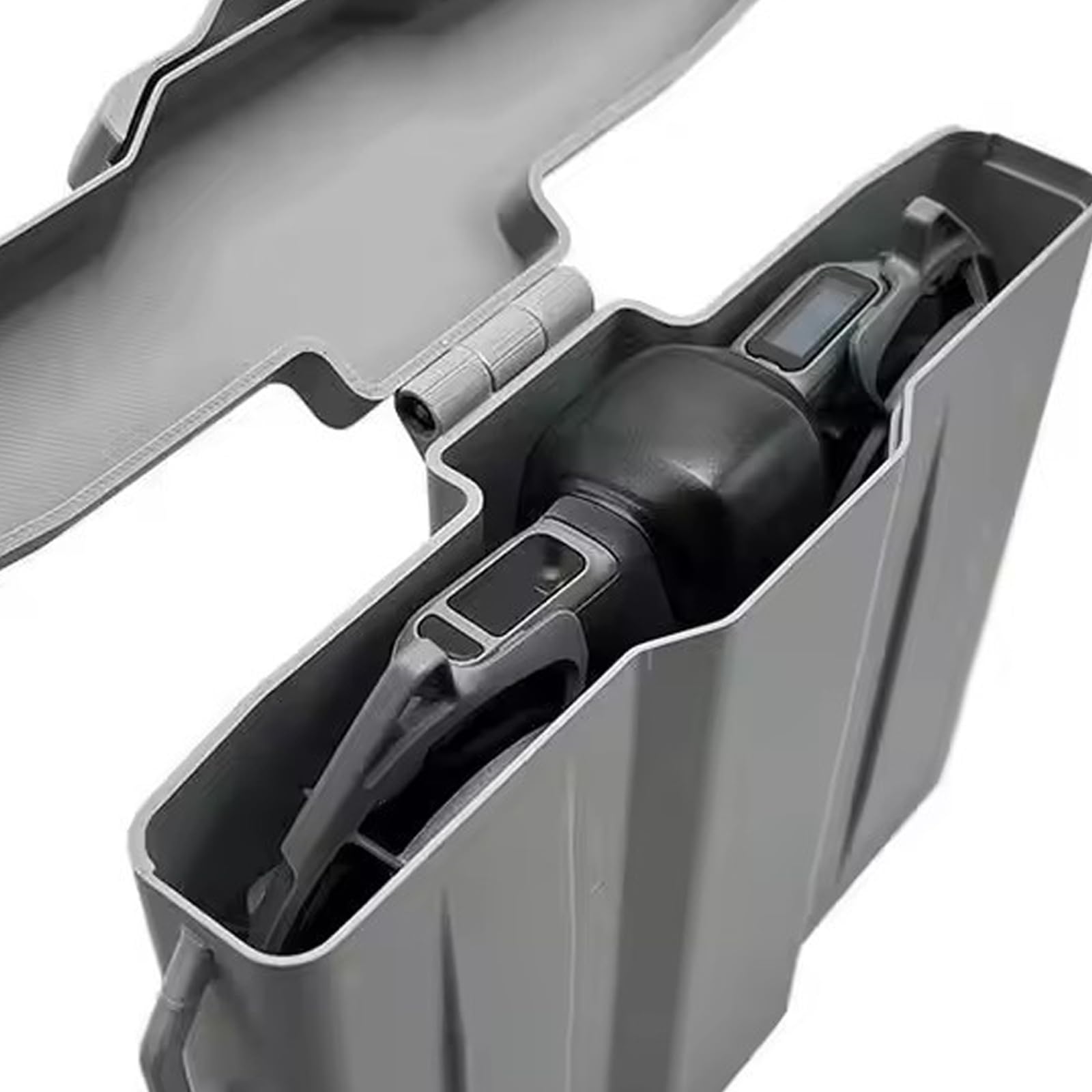 La scatola multifunzione organizza la ricarica delle batterie del telecomando in una custodia antiurto per drone